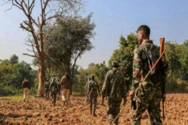 2 CRPF personnel, Naxal killed in encounter in Chhattisgarh's Bijapur 2 CRPF personnel, Naxal killed in encounter in Chhattisgarh's Bijapur