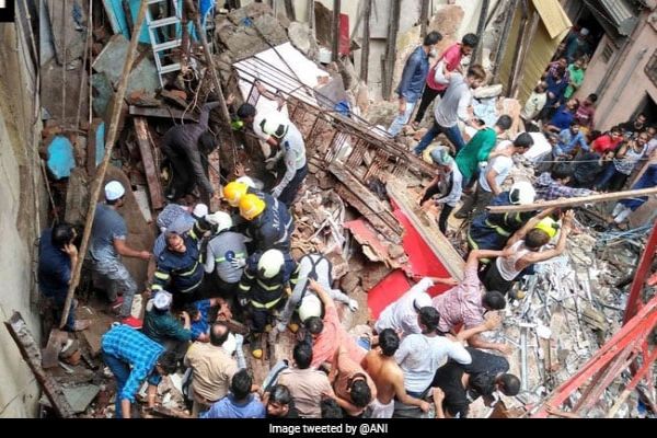 2 Dead In Building Collapse In Mumbai's Dongri, Over 40 Feared Trapped News Image
