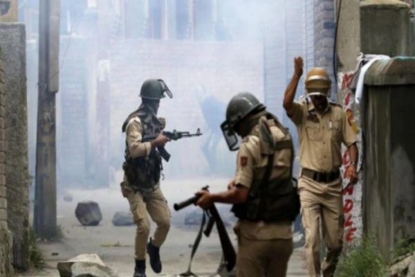 3 Jaish associates held in Kashmir's Budgam 3 Jaish associates held in Kashmir's Budgam