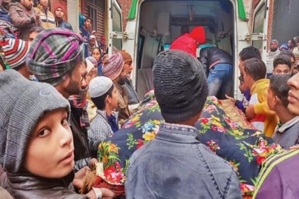 5 kids from Ghaziabad family dead in room fire 5 kids from Ghaziabad family dead in room fire