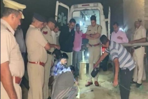 5-Year-Old Girl Falls Into Borewell In Haryana, Rescue Operations On News Image