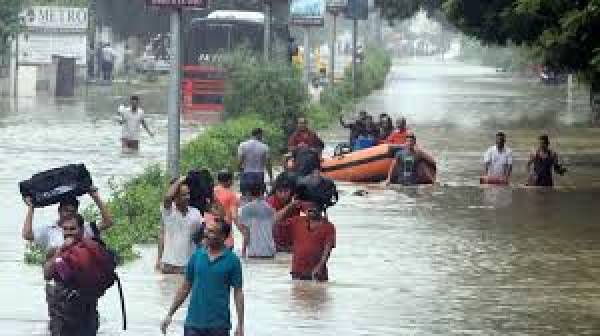 7 died as heavy rains lashes Pune; school, colleges to remain shut News Image