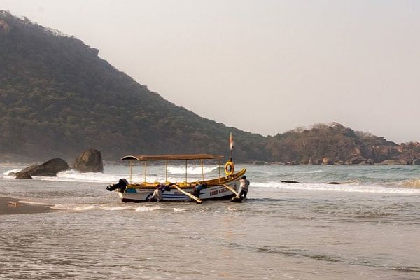 9 Drown In Mahananda Boat Overturn Tragedy In Bihar News Image