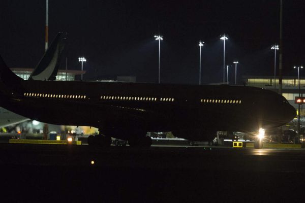 Air China cuts flights between China and US due to coronavirus epidemic Air China cuts flights between China and US due to coronavirus epidemic