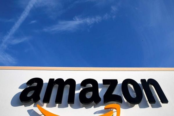 Amazon, Microsoft wage war over the Pentagon's 'war cloud' Amazon, Microsoft wage war over the Pentagon's 'war cloud'