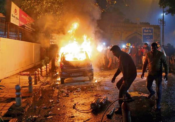 Anti-CAA stir: Death toll in UP violence rises to 11 Anti-CAA stir: Death toll in UP violence rises to 11