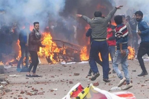 Anti-CAA stir: Illegal Bangladeshis behind violence at Delhi's Seemapuri, Seelampur Anti-CAA stir: Illegal Bangladeshis behind violence at Delhi's Seemapuri, Seelampur