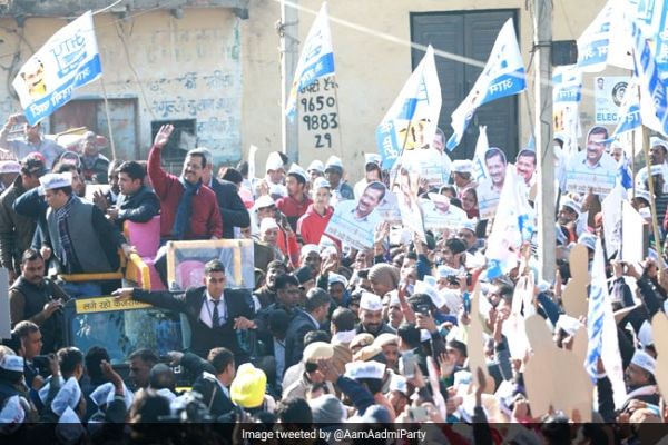 Arvind Kejriwal, Amit Shah Campaign In Same Delhi Neighbourhood Arvind Kejriwal, Amit Shah Campaign In Same Delhi Neighbourhood