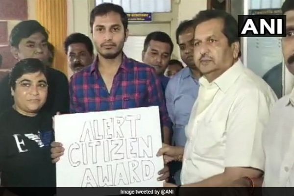 BJP's 'Award' For Driver Who Took Poet To Mumbai Cops Over CAA Chat BJP's 'Award' For Driver Who Took Poet To Mumbai Cops Over CAA Chat