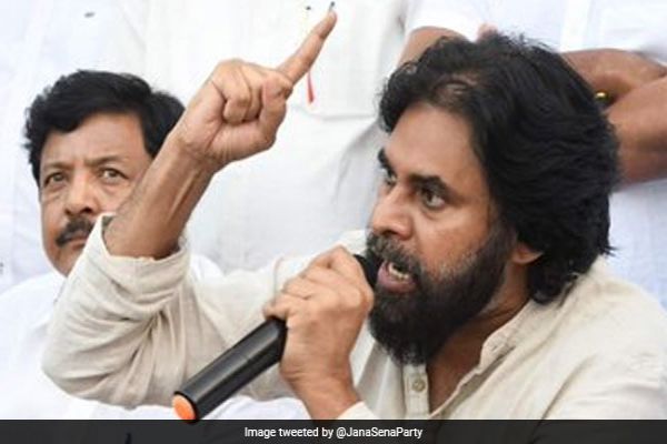 BJP, Jana Sena Announce Alliance, 3 Years After Separation BJP, Jana Sena Announce Alliance, 3 Years After Separation