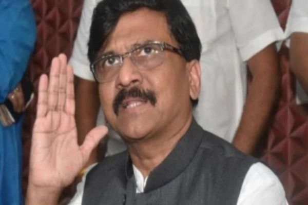 Brains of those who insult Savarkar should be tested: Sanjay Raut attacks Congress Brains of those who insult Savarkar should be tested: Sanjay Raut attacks Congress