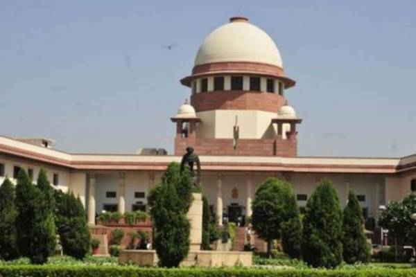 CAA: Supreme Court to hear 144 petitions for and against the law today CAA: Supreme Court to hear 144 petitions for and against the law today