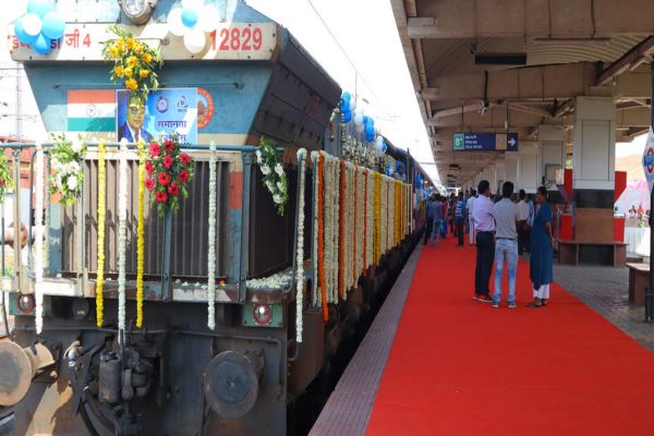 Cabinet approves restructuring of Railway Board, merging cadres Cabinet approves restructuring of Railway Board, merging cadres