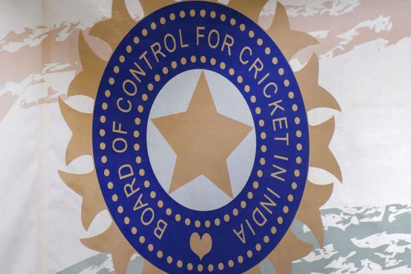 Cancellation of IPL 2020 could cost BCCI Rs 3,869.5 crore: Report Cancellation of IPL 2020 could cost BCCI Rs 3,869.5 crore: Report