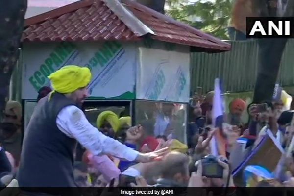 Case Against AAP's Bhagwant Mann After Chandigarh Power Tariff Protest Case Against AAP's Bhagwant Mann After Chandigarh Power Tariff Protest