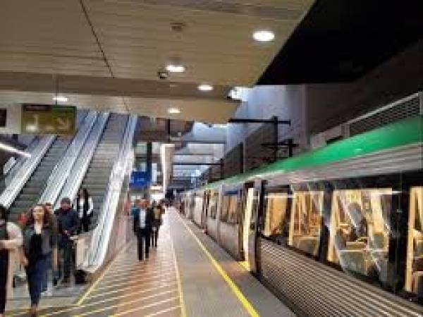 Centre proposes 'Metrolite' train for small cities Centre proposes 'Metrolite' train for small cities