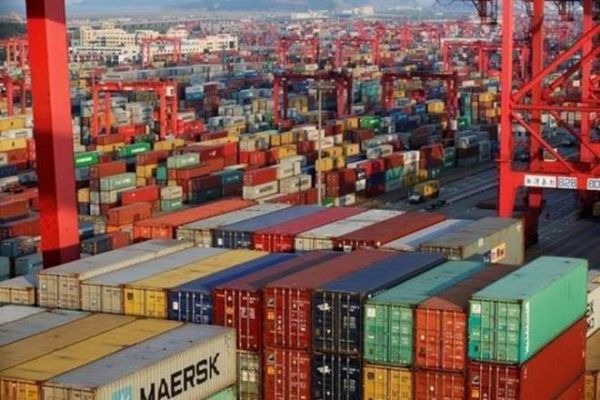 China to lower import tariffs from January 1 China to lower import tariffs from January 1