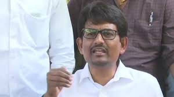 Congress MLAs Alpesh Thakor, Zala quit Gujarat Assembly Congress MLAs Alpesh Thakor, Zala quit Gujarat Assembly