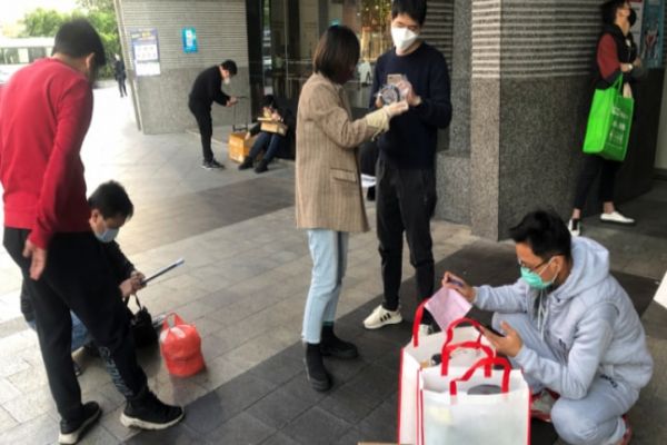 Coronavirus: China's Shenzhen prepares ban on eating cats and dogs Coronavirus: China's Shenzhen prepares ban on eating cats and dogs