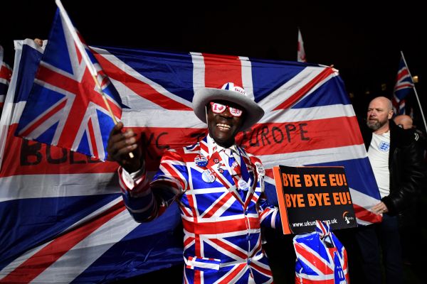 Crowds gather in London as Britain leaves the EU after 47 years of membership Crowds gather in London as Britain leaves the EU after 47 years of membership
