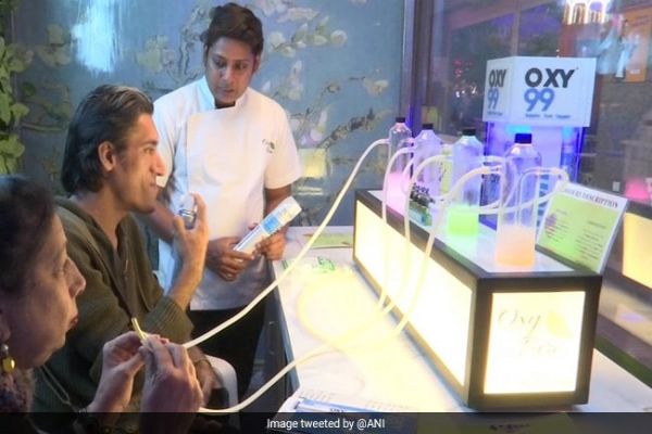 Delhi Bar Provides Fresh Oxygenated Air In 7 Different Aromas News Image