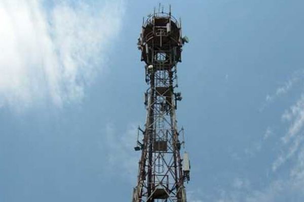 Delhi HC Declines Plea Against Telecoms Over Shutdown During Protests Delhi HC Declines Plea Against Telecoms Over Shutdown During Protests