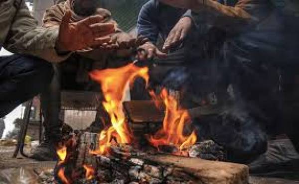 Delhi Records 5.8 Degrees Temperature, Cold-Wave In UP, Haryana Delhi Records 5.8 Degrees Temperature, Cold-Wave In UP, Haryana