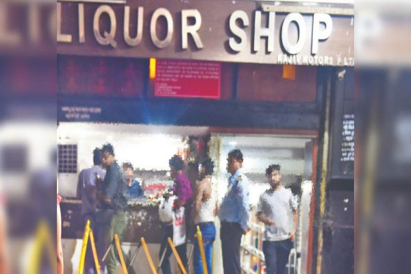 Delhiites spent Rs 1,000 crore on liquor last December Delhiites spent Rs 1,000 crore on liquor last December