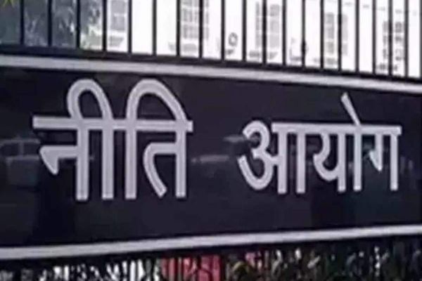 DIPAM, NITI Aayog aim to cut government stake in select CPSEs to below 51% News Image