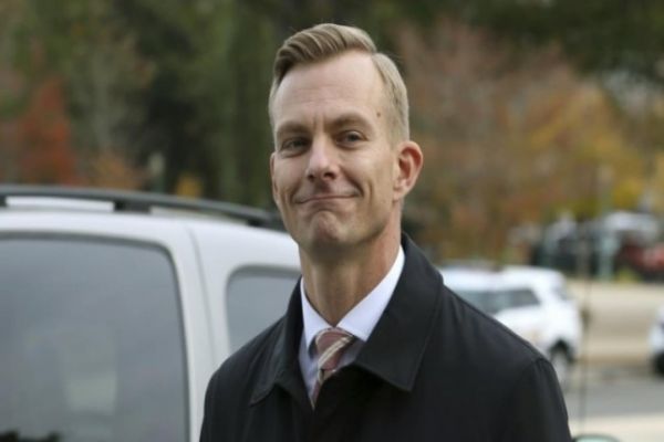 Diplomat says he overheard Donald Trump call about investigations News Image