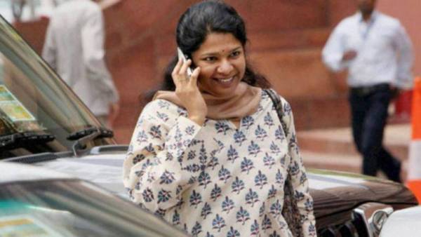 DMK leader Kanimozhi visits JNU, says will fight for students DMK leader Kanimozhi visits JNU, says will fight for students