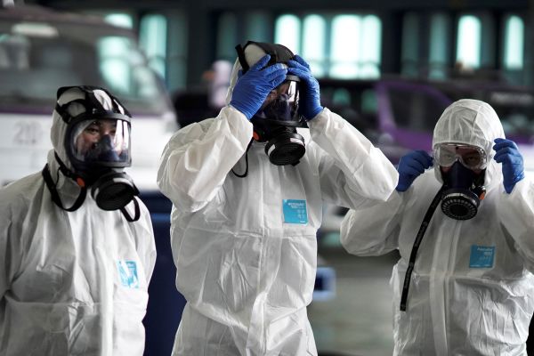 Dow plummets 600 points in worst day since August as coronavirus fears grow Dow plummets 600 points in worst day since August as coronavirus fears grow