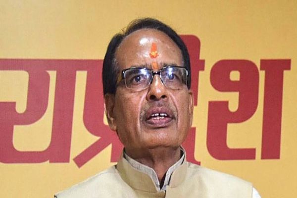 Ex-MP CM Shivraj Singh Chouhan moves SC seeking floor test in Assembly Ex-MP CM Shivraj Singh Chouhan moves SC seeking floor test in Assembly