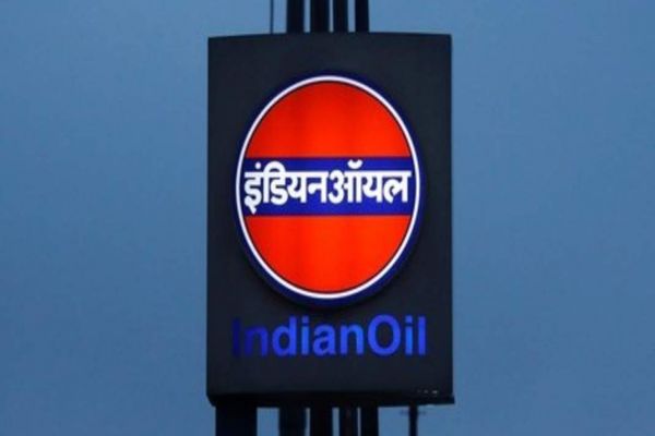 Govt mulling cutting stake in IOC to below 51% News Image