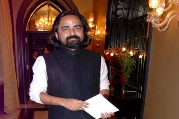 H&M to sell Sabyasachi sarees at its outlets from April 16 News Image