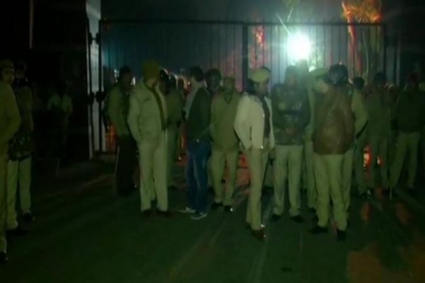HRD ministry seeks immediate report from JNU registrar over violence on campus HRD ministry seeks immediate report from JNU registrar over violence on campus