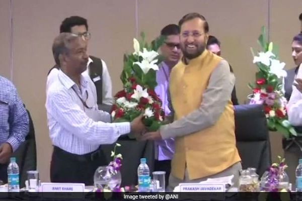 IFFI 2019 Meet To Be Headed By Oscar Academy President: Prakash Javadekar News Image
