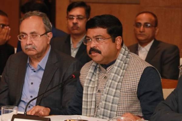 India asks Qatar to lower LNG price to reflect market realities India asks Qatar to lower LNG price to reflect market realities