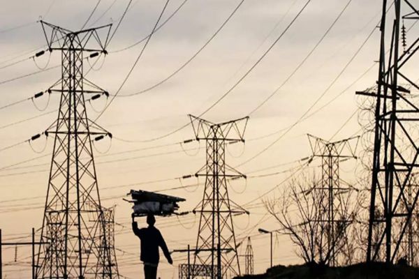 India plans $35 billion power reforms to revive ailing utilities India plans $35 billion power reforms to revive ailing utilities