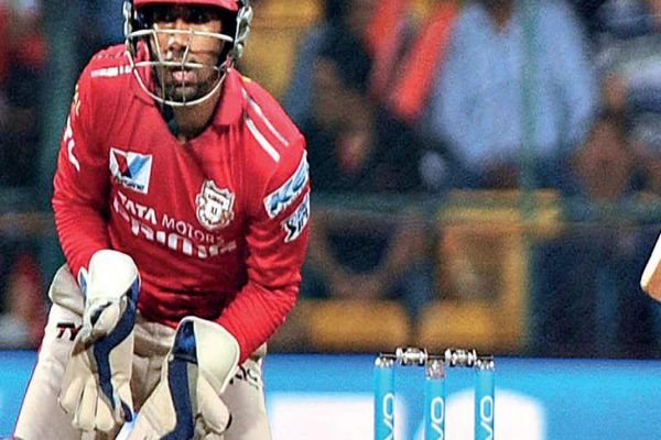 IPL franchises to rake in Rs 500 cr sponsorship revenue IPL franchises to rake in Rs 500 cr sponsorship revenue