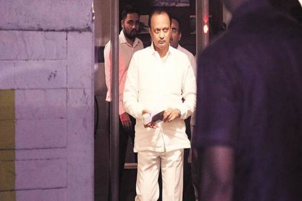 Irrigation scam: ACB clean chit to Ajit Pawar in 12 VIDC projects Irrigation scam: ACB clean chit to Ajit Pawar in 12 VIDC projects