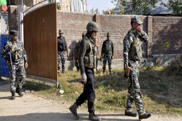 J&K: Civilian shot dead by militants in Pulwama J&K: Civilian shot dead by militants in Pulwama