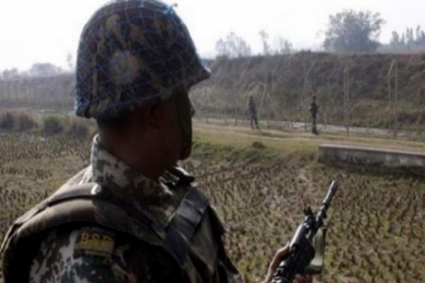 J&K: Jawan arrested for delivering parcel bomb at BSF camp in Samba J&K: Jawan arrested for delivering parcel bomb at BSF camp in Samba