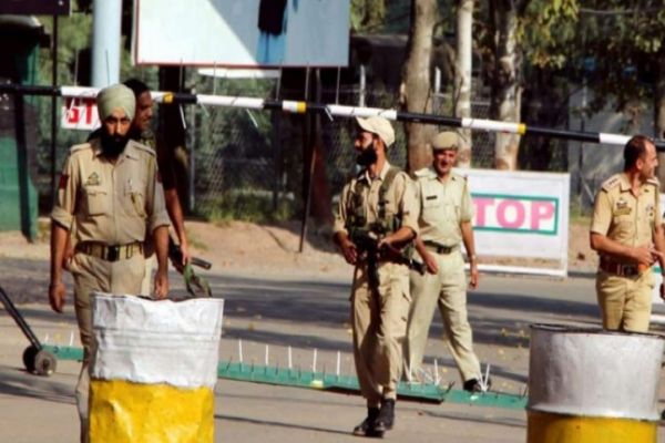 J&K Police registers case against separatist group JKLF for shutdown call in Kashmir J&K Police registers case against separatist group JKLF for shutdown call in Kashmir