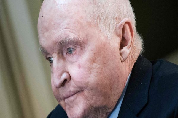 Jack Welch, iconic General Electric CEO, dead at 84 Jack Welch, iconic General Electric CEO, dead at 84