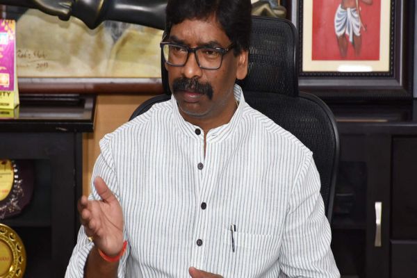 JMM bets on Santhal CM face; BJP banks on Shah-Modi magic JMM bets on Santhal CM face; BJP banks on Shah-Modi magic