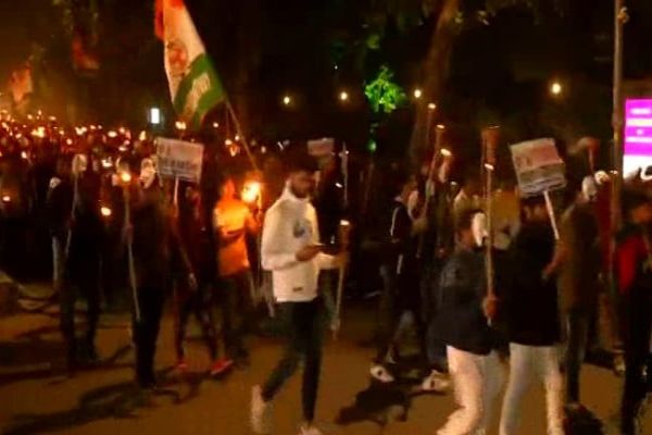 JNU Violence: Congress's NSUI Lead Protest March To India Gate JNU Violence: Congress's NSUI Lead Protest March To India Gate