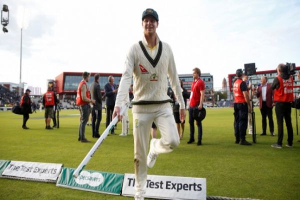 Justin Langer denies Steve Smith was mocking Jack Leach with glasses celebration News Image