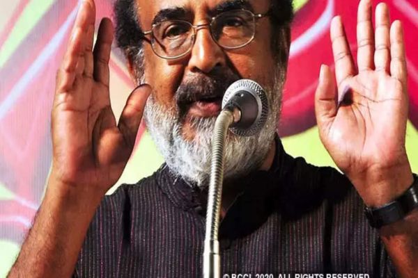 Kerala finance minister presents budget with 15 % higher expenditure Kerala finance minister presents budget with 15 % higher expenditure