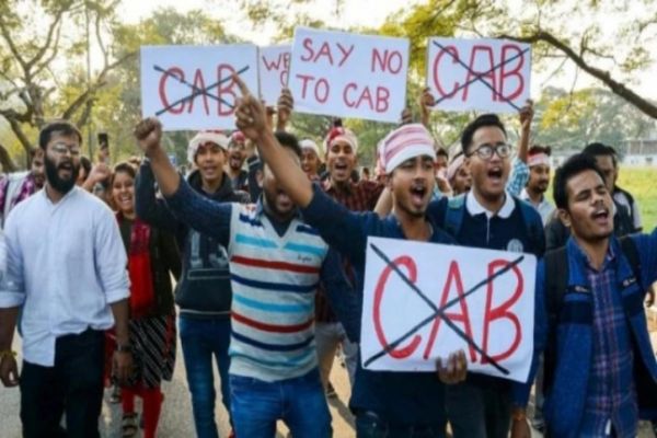 LDF to form human chain to protest against CAA on Republic Day in Kerala LDF to form human chain to protest against CAA on Republic Day in Kerala